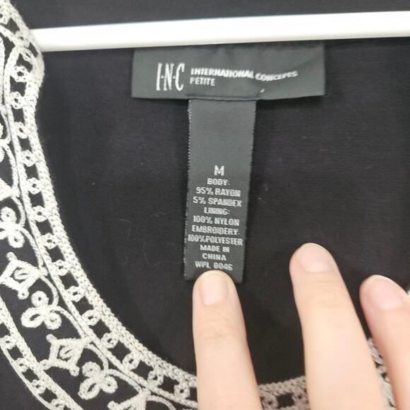 INC Petite Embroidery Black Flutter Short Sleeve Knit Dress Size Medium Stretch - Picture 7 of 7